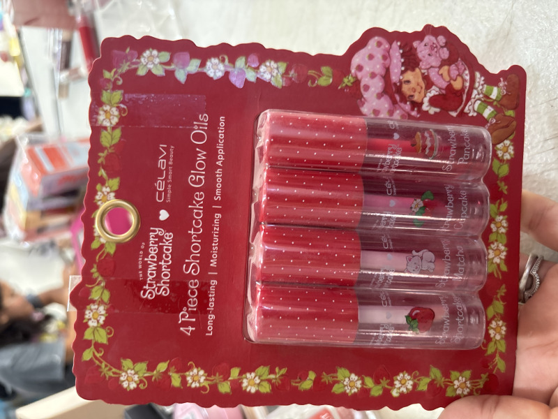 Strawberry shortcake glow 4pz