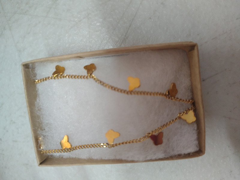 Collar mariposa