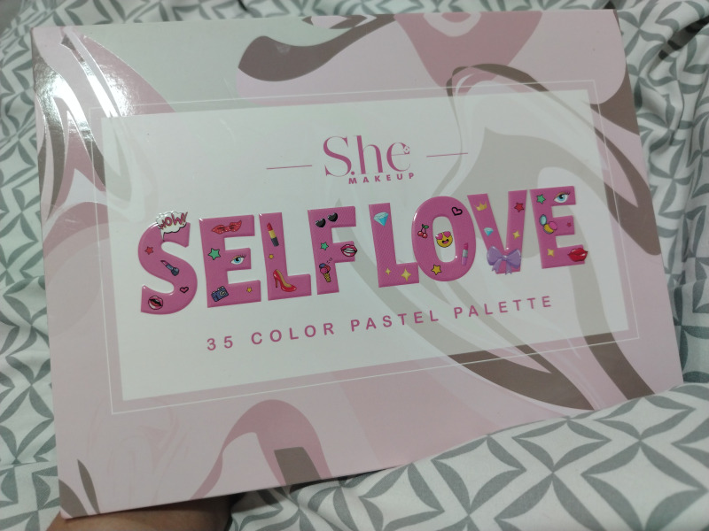 Paleta de sombras SHE SELFLOVE