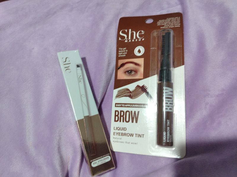She MAKEP Y GEL EYELINER