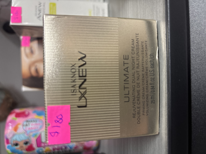Crema Isa Knox de noche