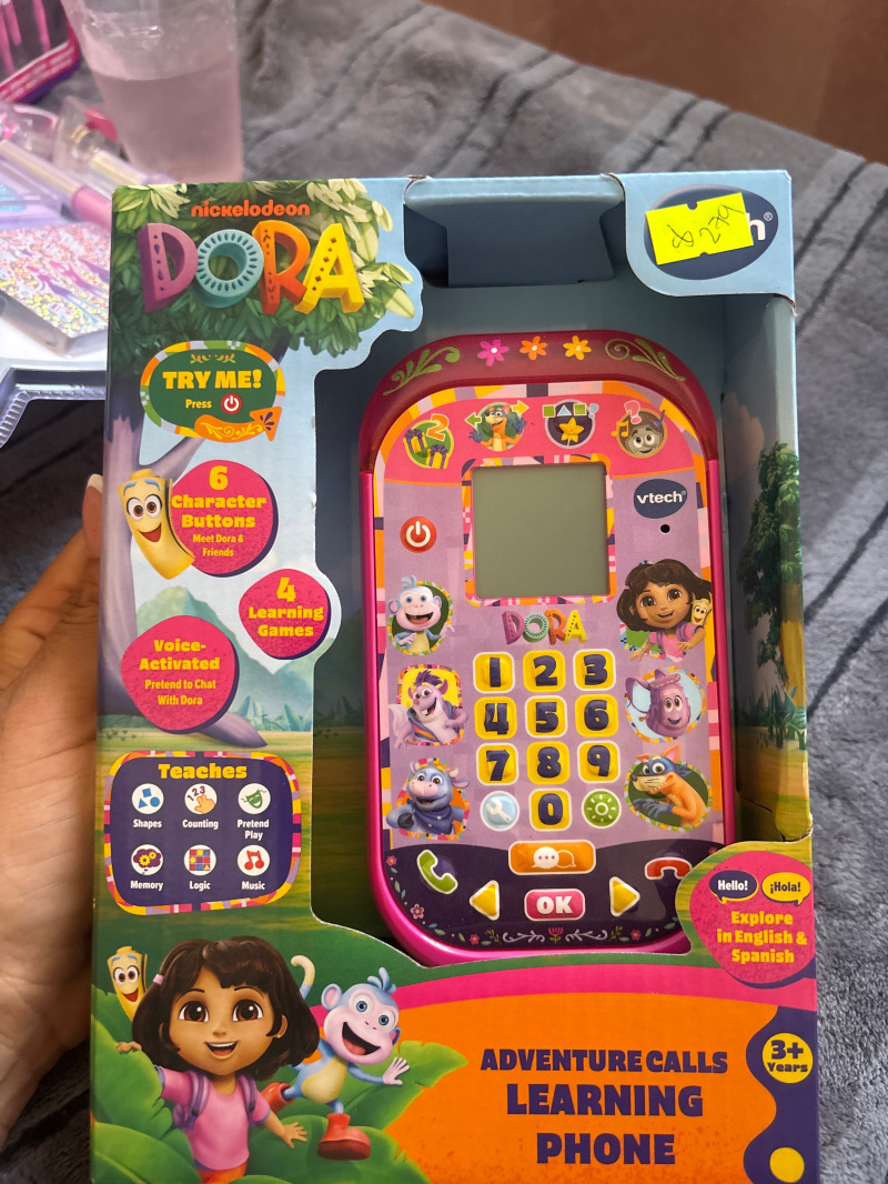 Dora celular