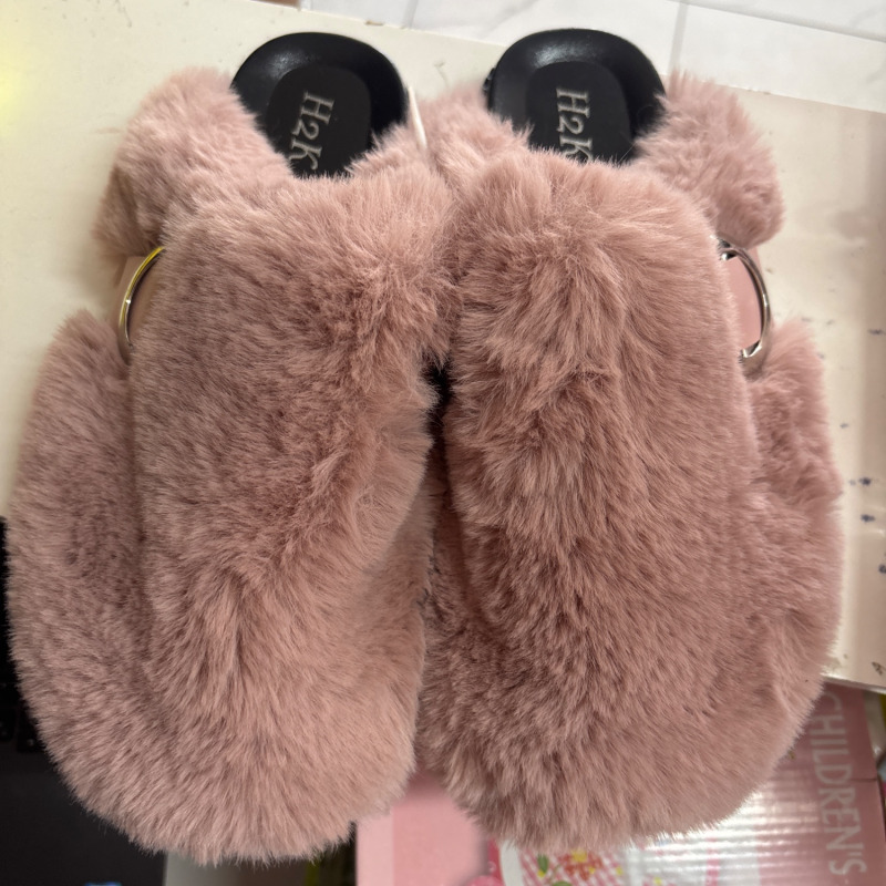 Pantufla rosa h2k